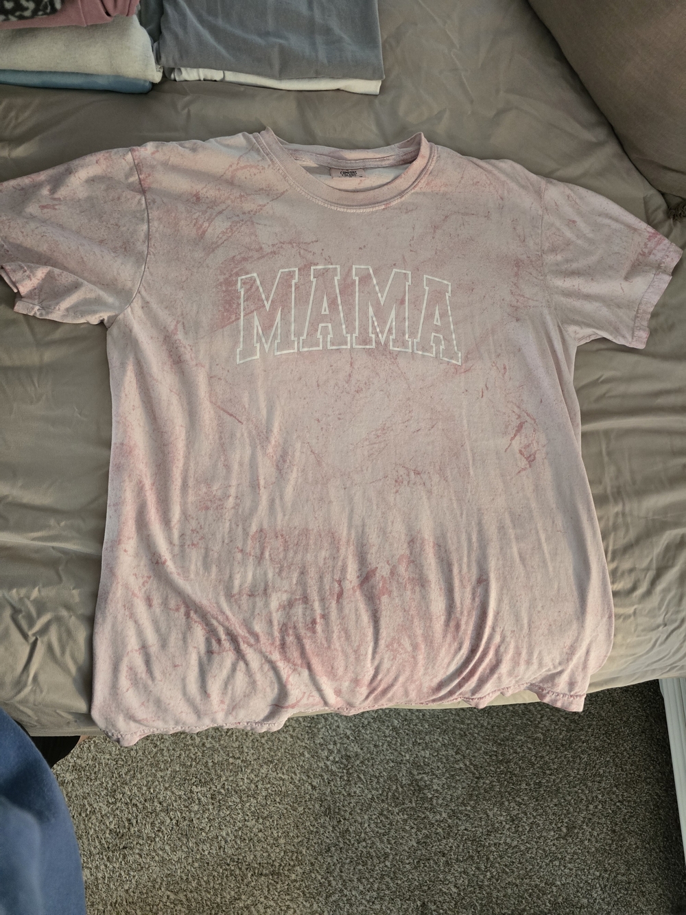 Pink "MAMA" Graphic Tee